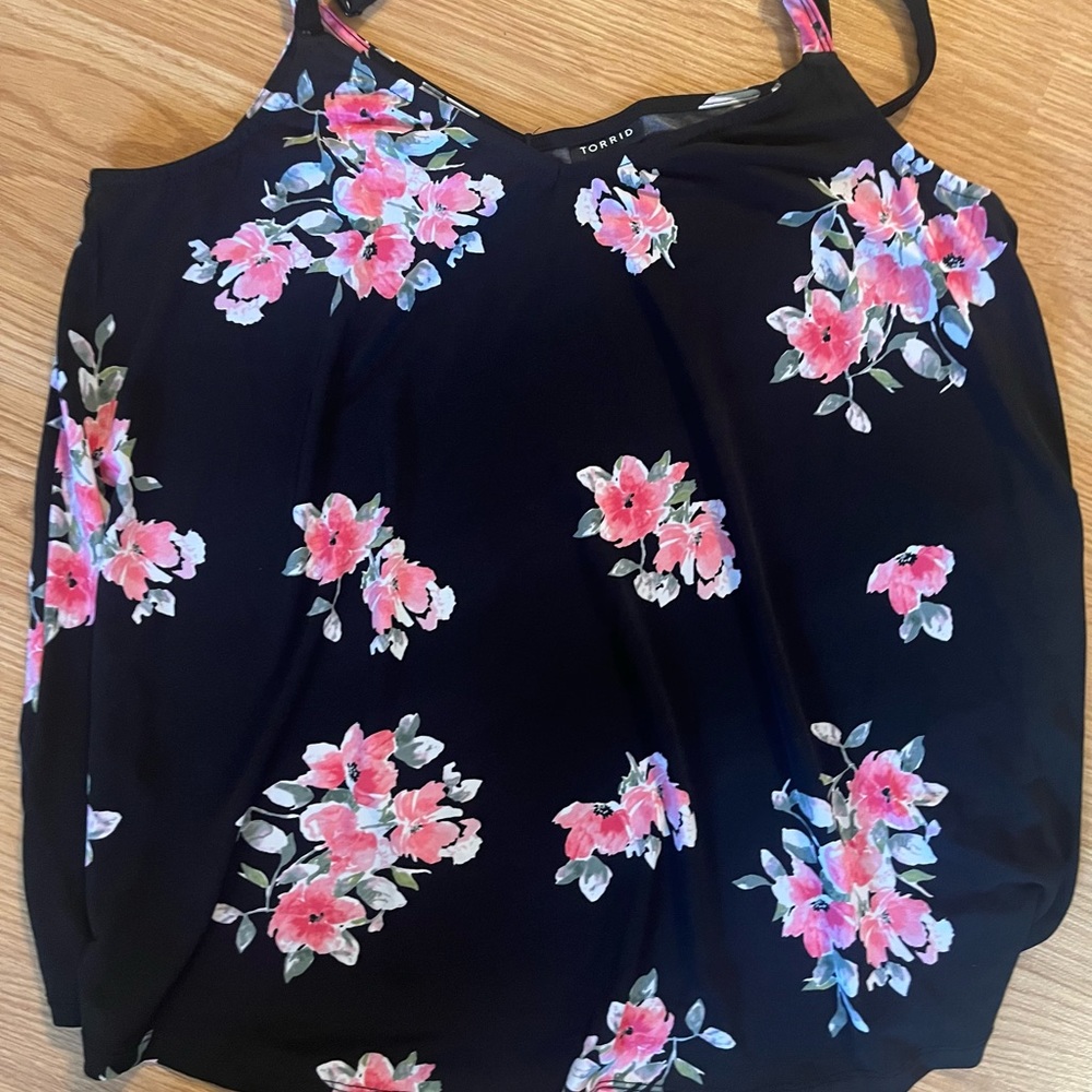 Torrid‎ floral tank